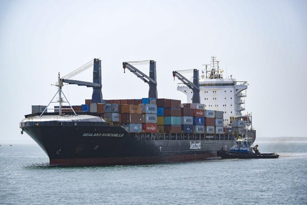puerto-de-acajutla-recibe-un-nuevo-buque-con-importante-cargamento-de-alimentos